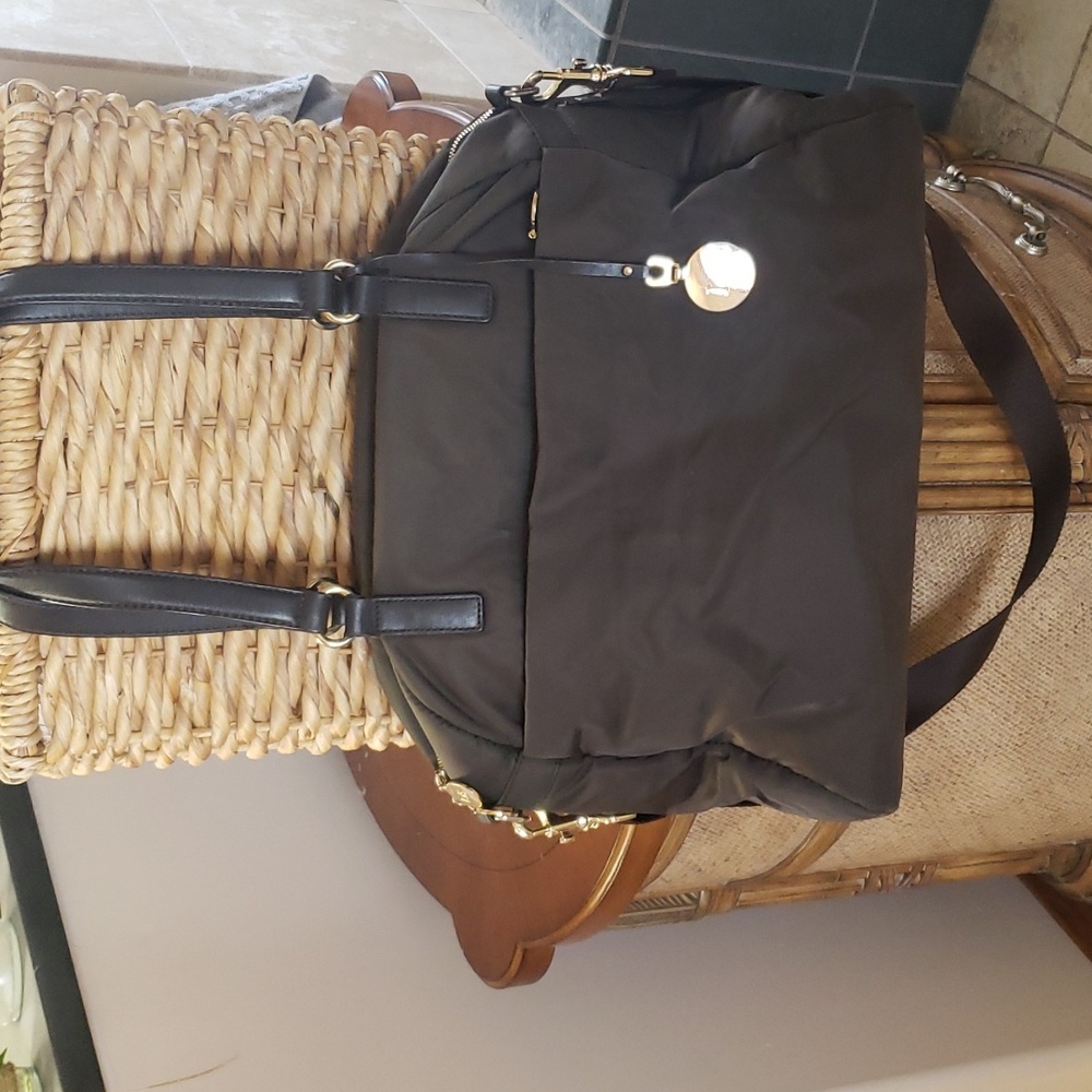 Lo and Sons OG tote